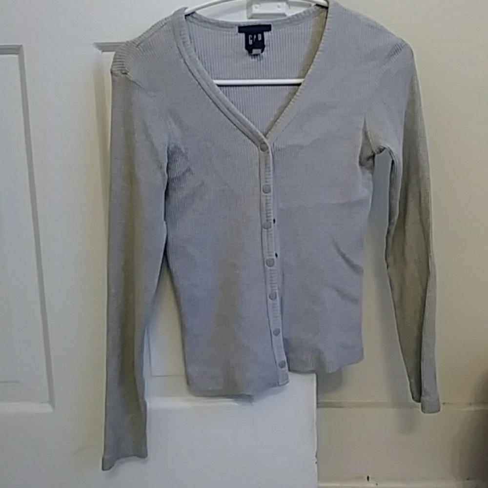 Gray GAP sweater